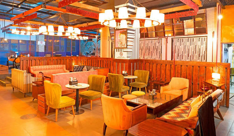 Experience the best of both worlds with Foxtrot’s unique dining concept 