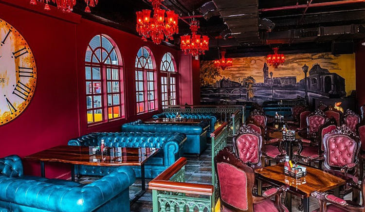 Experience luxurious dining like never before