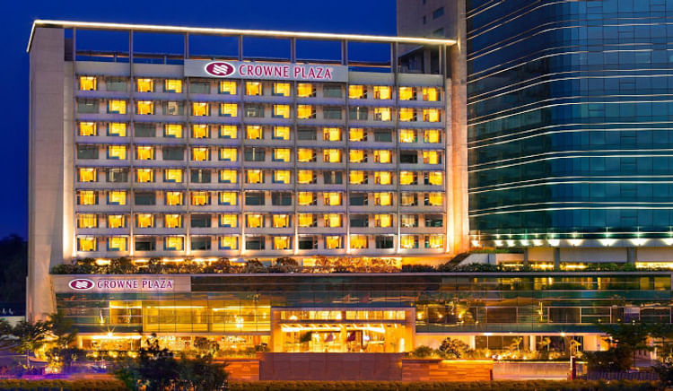 The Iconic brand will surely amaze you with its sophisticated blend of comfort, space and luxe amenities