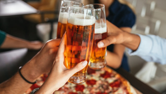 Awesome destinations to host your cricket watch party in the city