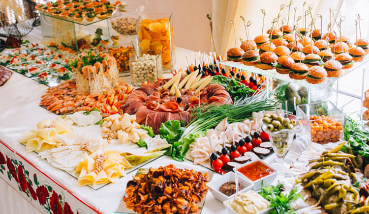 Get up to 75% off at premium restaurants near you