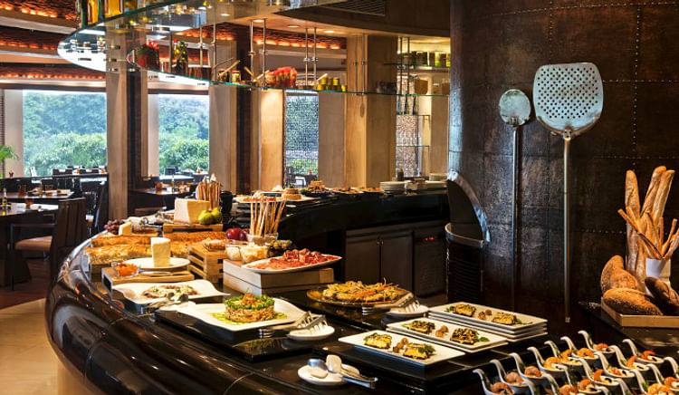 Best dining destinations in the city offering exclusive discounts of up to 75%