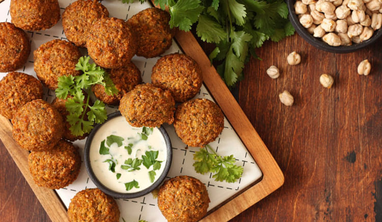 A Middle Eastern food lover's guide to the best falafel serving hotspots in the city