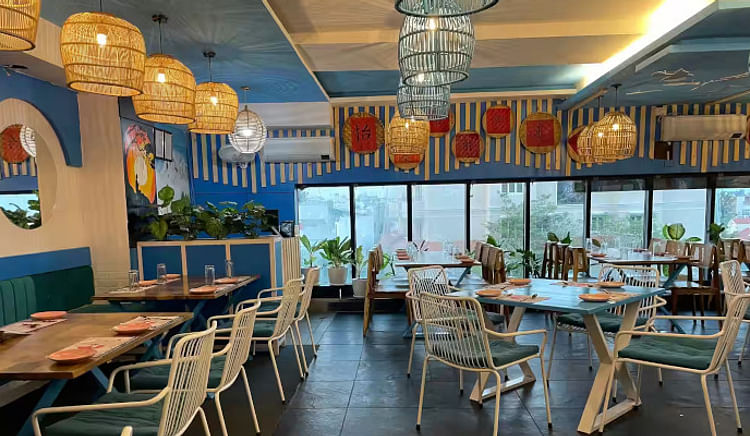With EazyDiner, every meal comes along with incredible restaurant offers!
