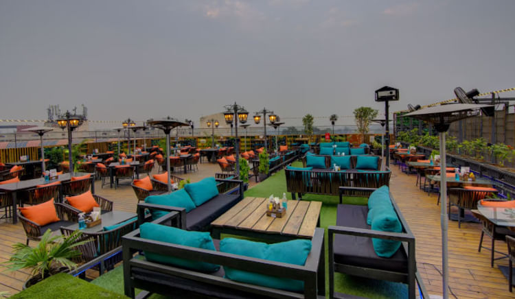 July calls for recharging the soul with sumptuous food & refreshing drinks