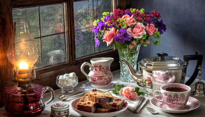A Selection Of The Top 7 Hot Beverages To Savor In Delhi NCR This Monsoon Season