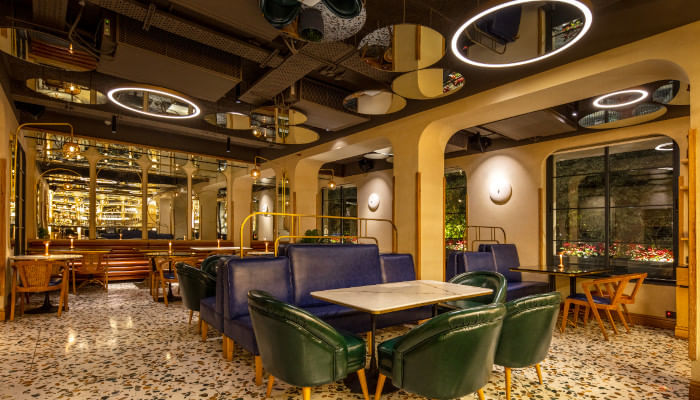 7 Best Dining Places In Khan Market, Delhi NCR To Unwind The Monsoon Evenings
