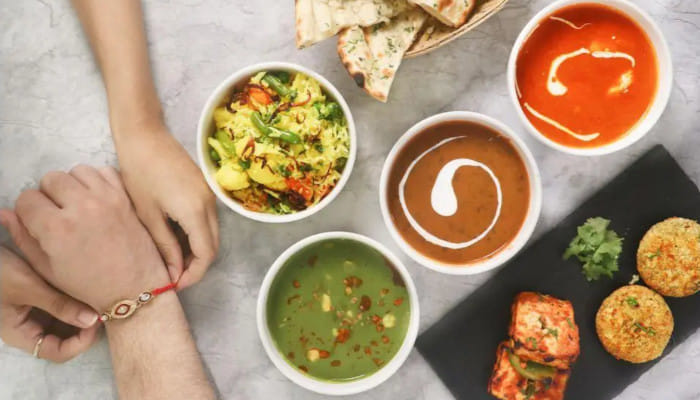 No more fighting with your siblings over food, eat more and pay less only with EazyDiner