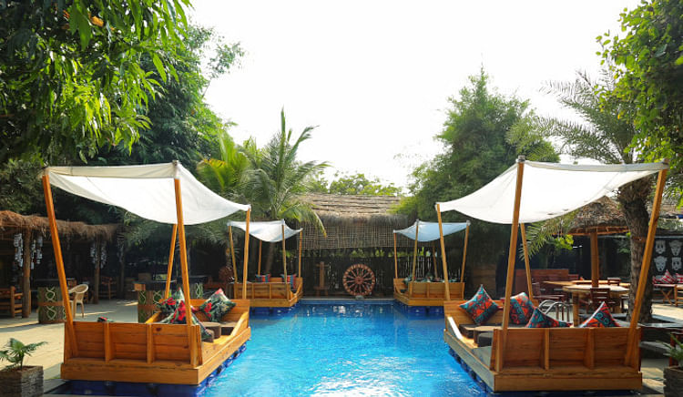 An oasis of paradise to unwind and relish international flavours and exotic drinks