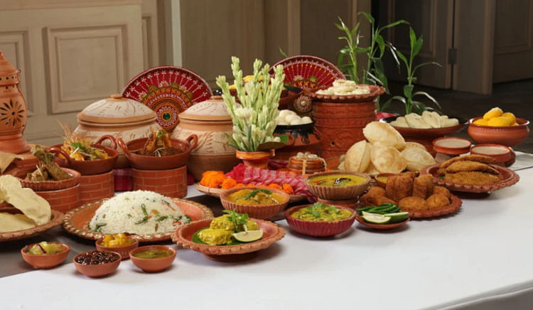 Enjoy traditional Mahabhoj, live performances, authentic Bengali fare, curated private dining experiences and more