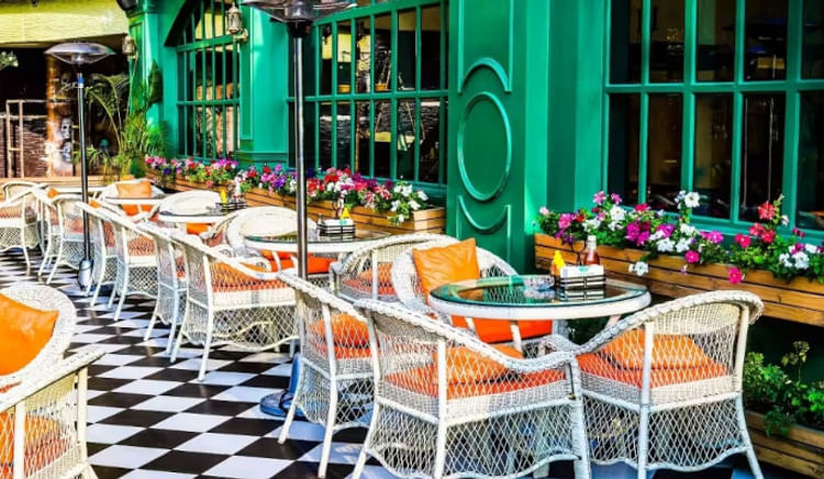 Aesthetic sights and delicious delights await at Noida's unmissable instagrammable dining destinations