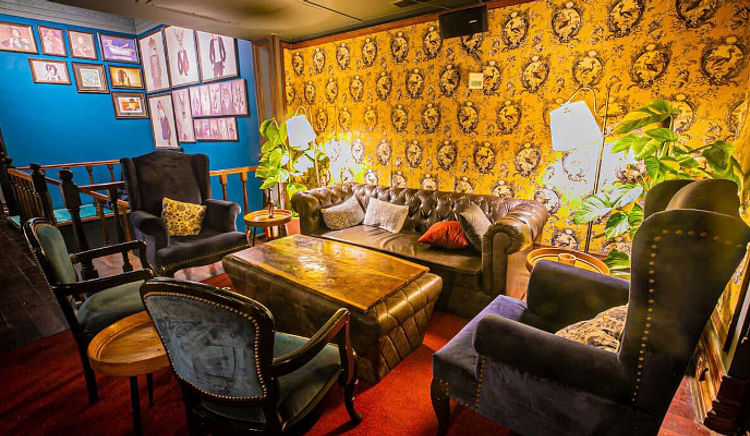 Unwind in style with hand-blended cocktails and scrumptious delights