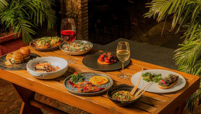 Explore The Top 10 Restaurants In Delhi Where Traditional Flavors Meet Global Influences In Perfect Fusional Harmony