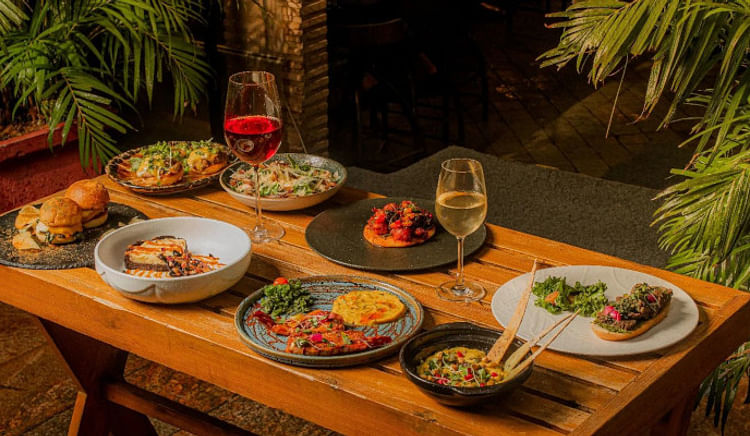 Best dining venues in Delhi redefining Indian cuisine