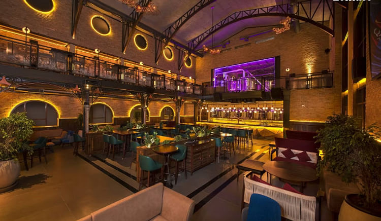 Unveiling Bengaluru's Culinary Marvels: 7 Must-Visit Gastronomic Destinations