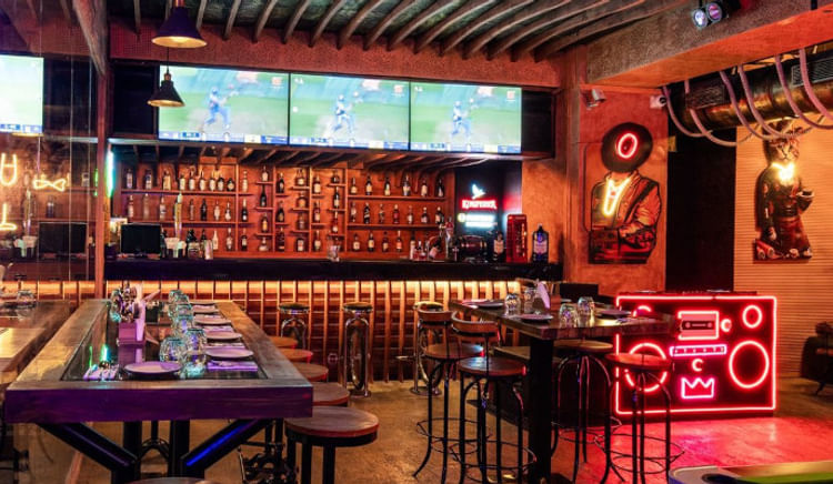 Elevate your evenings with a perfect blend of artisanal cocktails and exotic treats