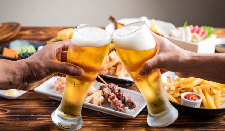 Top spots where food, drinks, and cricket enthusiasm combine to make a stellar experience