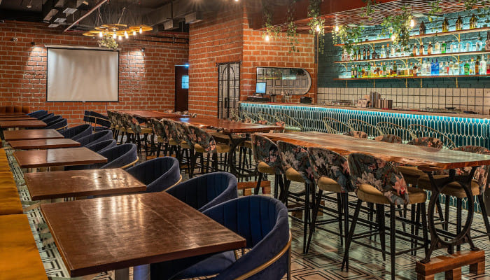 Perfect hotspots to catch cricket live matches on big screens