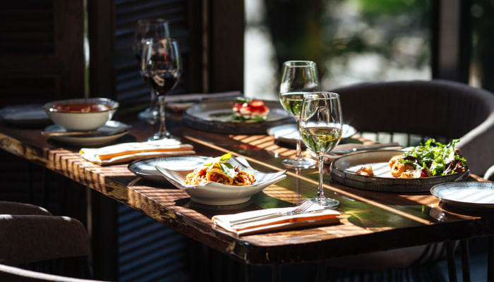 GK’s Gastronomic Greats: Greater Kailash’s 8 Unmissable Restaurants to Dine At