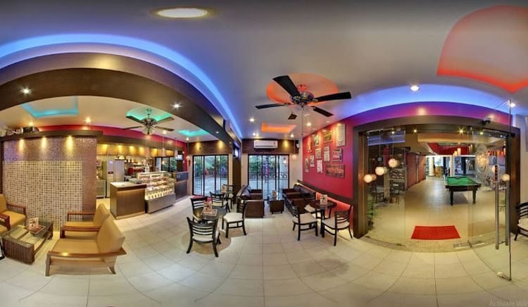 Revel in a perfect blend of coffee flavours, a relaxed vibe, and a lively aura