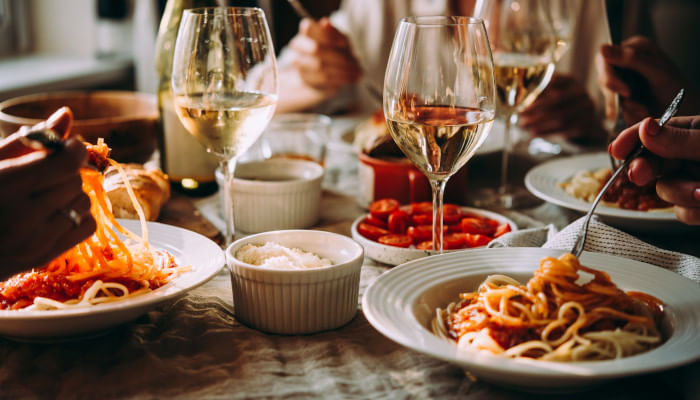 best restaurants near me- delightful flavors in Gurgaon that should be on every foodie's dining bucket list