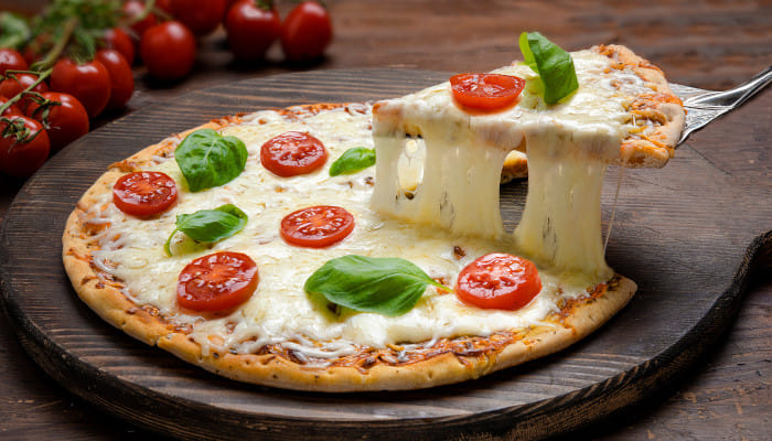 Discover the magic of Italian gastronomy on this Pizza Day