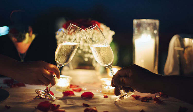 Discover the city's most romantic restaurants to make your day of love unforgettable