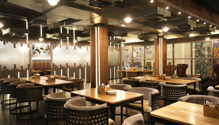 Great Food, Bold Cocktails, Unmatched Vibes!