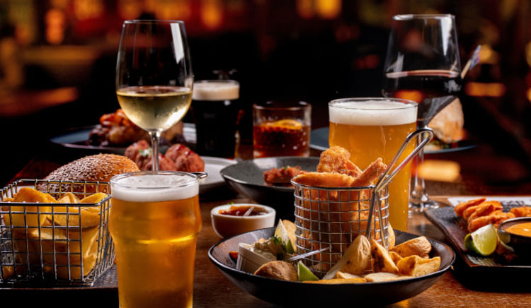 Enjoy stadium-like vibes with fantastic food and drinks