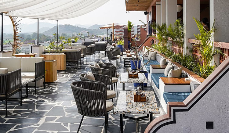 Savor delicious meals in a cosy and inviting atmosphere