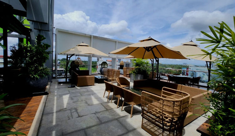 Relish in the traditional coastal recipes, reimagined with modern finesse
