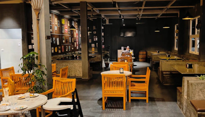 Your ultimate guide to the city’s trendy cafés, restaurants, and after-hours fun spots