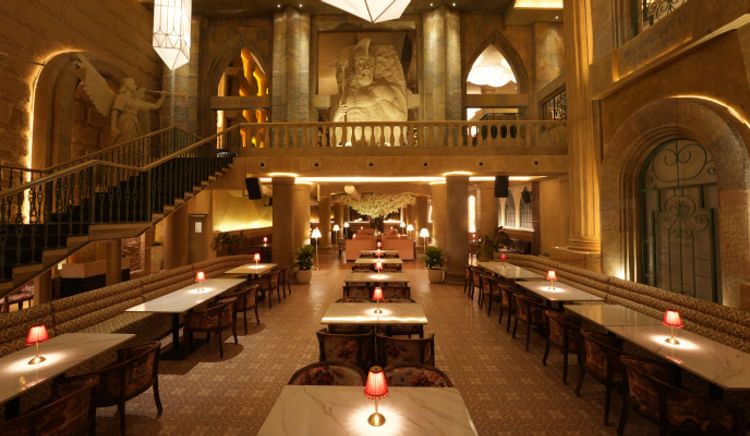 An elevated dining and brewing experience in the heart of the city