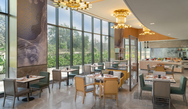 A curated guide to the flavours that define Hilton Mumbai’s culinary charm
