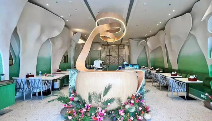 Celebrating mindful meals and vibrant moments at one of the city’s favourite vegetarian cafés