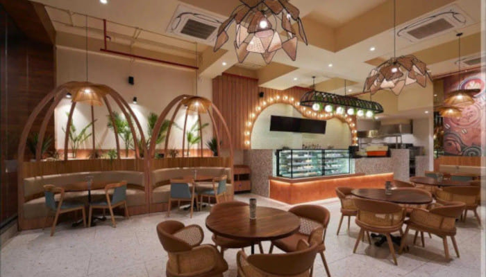 Discover where Nagpur wakes up to its favourite flavours