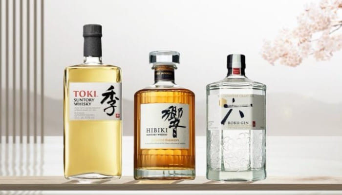 A thoughtful selection for every toast, from intimate evenings to festive gatherings