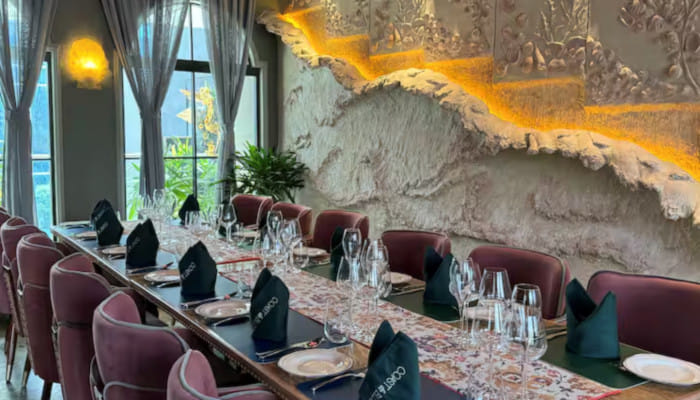 Discover the best Indian restaurants in Mumbai serving authentic North Indian curries, South Indian classics, and fresh coastal seafood for every kind of foodie.