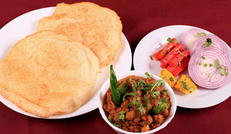 Delhi's top 5 chola bhatura places