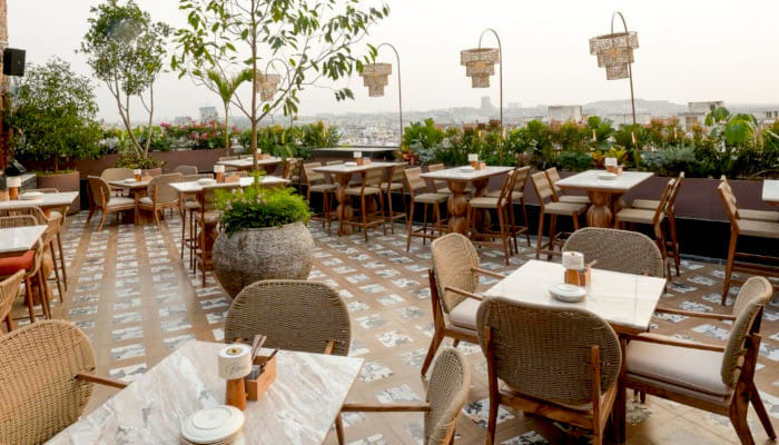 For meals under the open sky