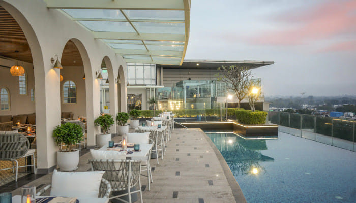 A curated line-up of rooftop restaurants in Chandigarh serving up diverse cuisines in open-air settings