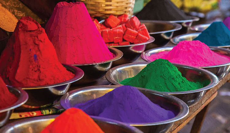 Best 5 traditional Holi sweets in Delhi