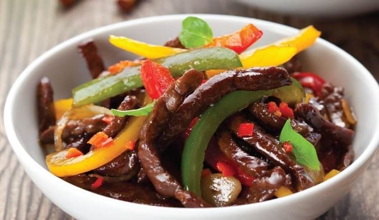 Mumbai’s Sneha wins the Tastiest Beef Dish in the Chowzter Asia Awards