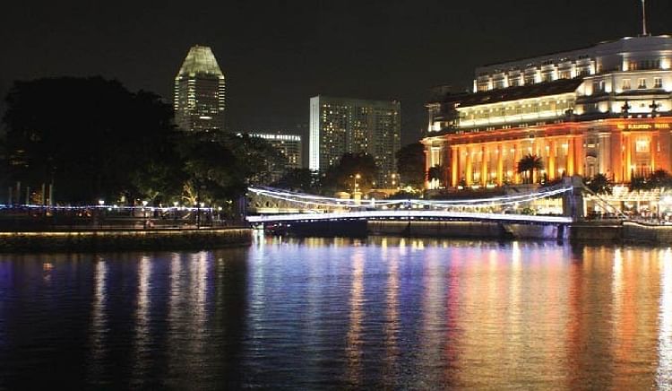 Best multi-cultural food to try when visiting Singapore