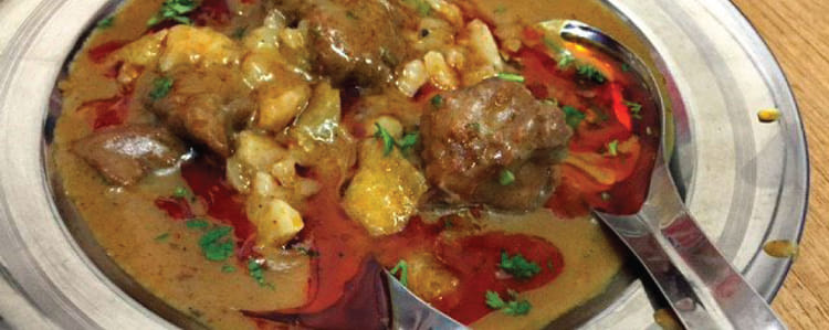 Surti 12 Handi moves to a new place in Bohri Mohalla