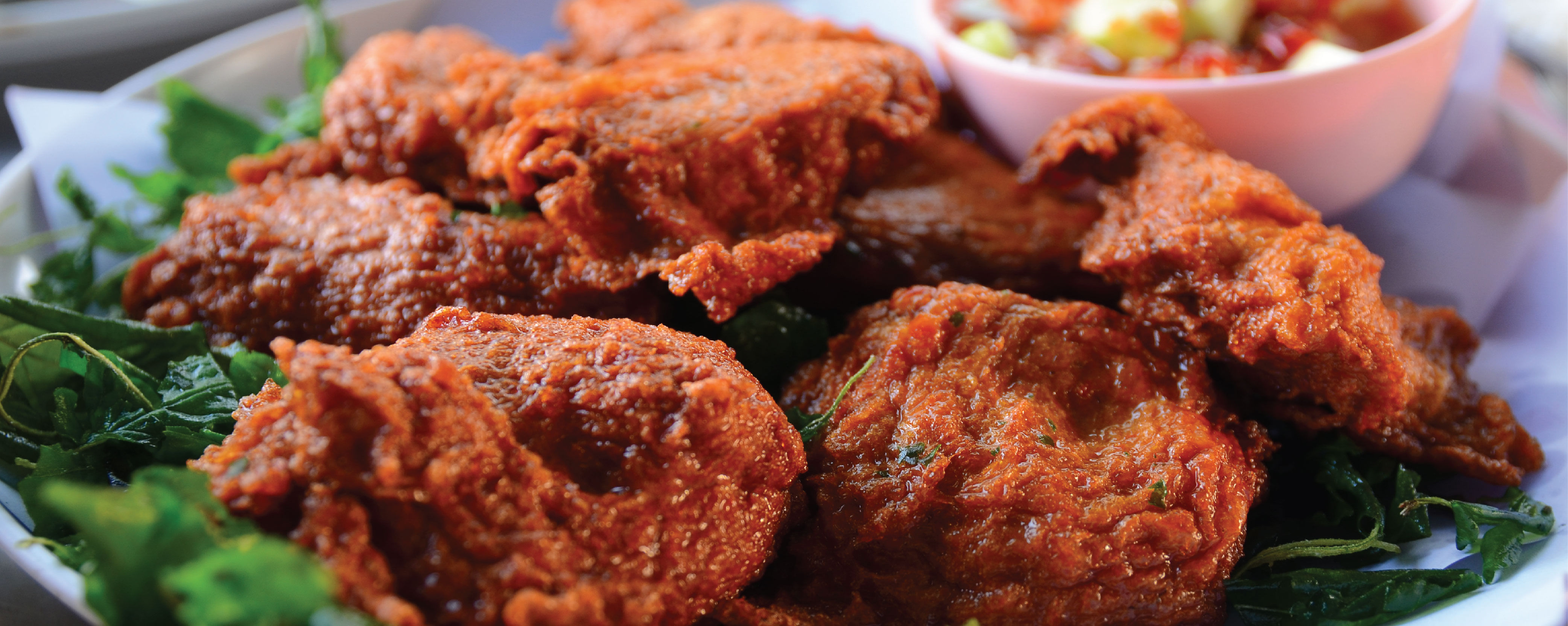 Jamva Chalo Ji!  5 places to tuck into Parsi bhonu in Pune 