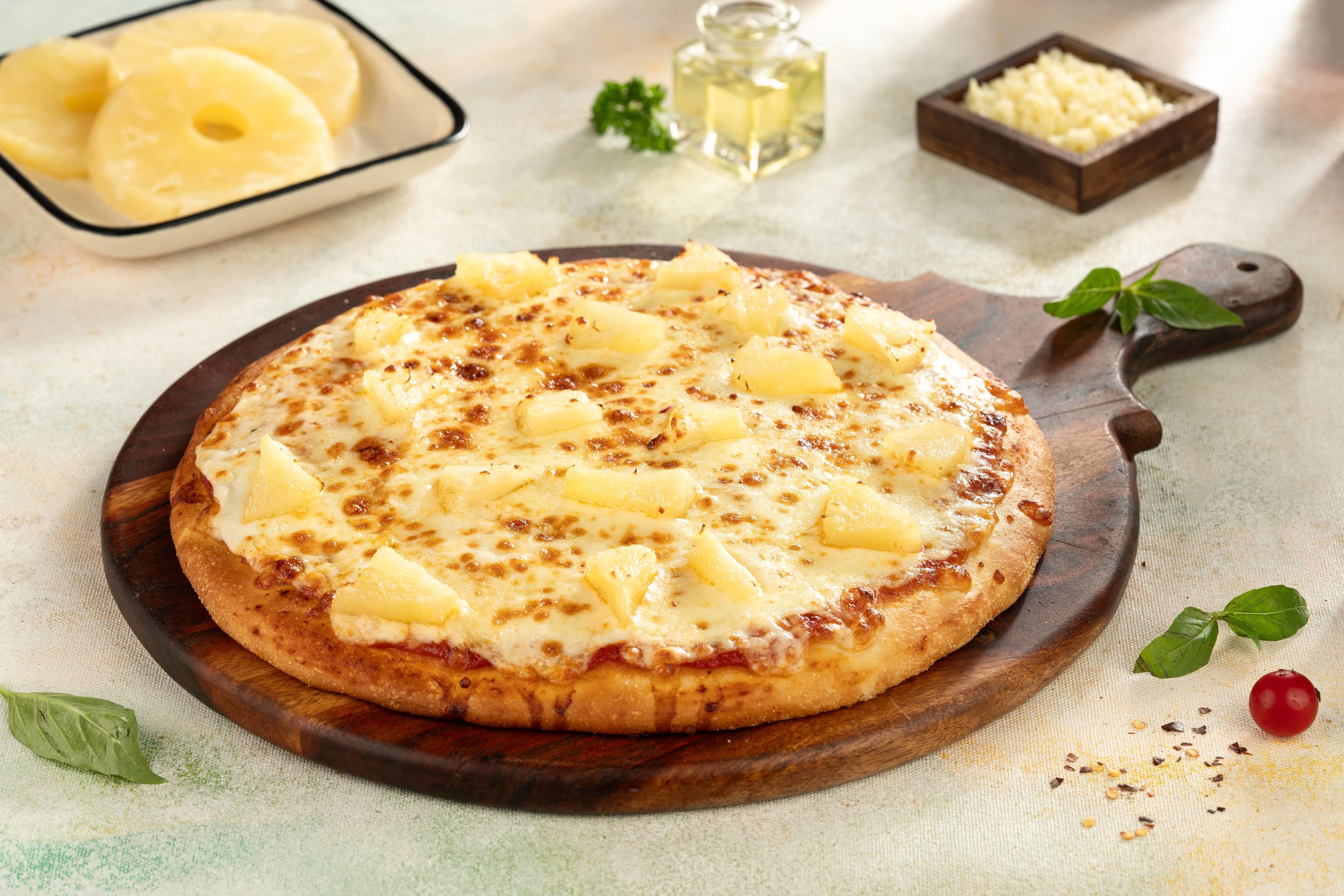 Best Pizza Restaurants Near Me 🍽️ | EazyDiner