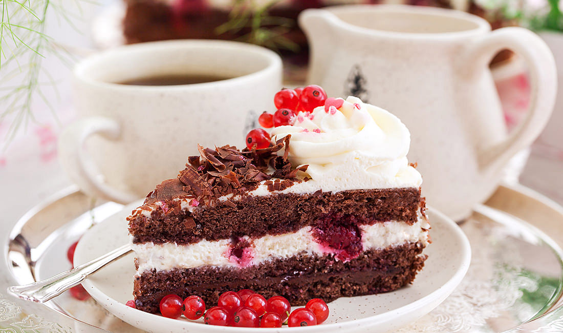 Sarvi Bakers & Restaurant