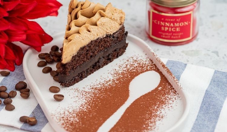 Love & Cheesecake	