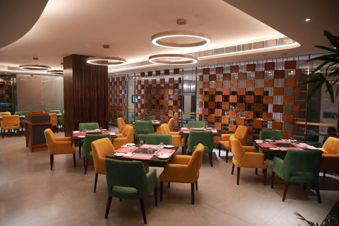 Sultan Raddison Blue Sultan in Radisson Blu Kaushambi Delhi NCR, Ghaziabad | Get Upto 50% Off